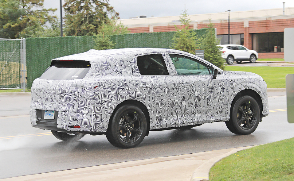 2025 Nissan Murano spy photos gallery